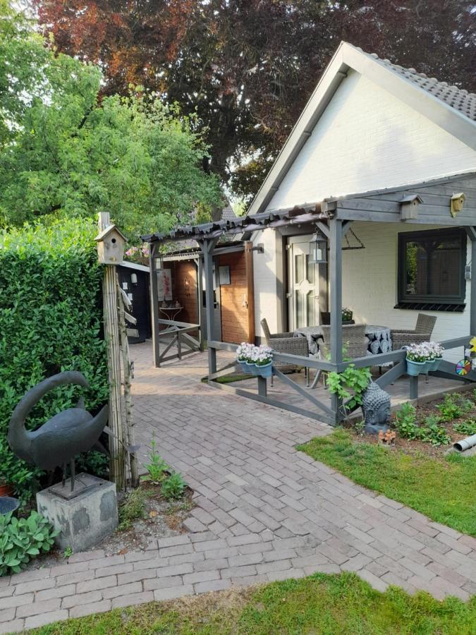 Gastenverblijf 'T Achterhoes Bellingwolde Bagian luar foto
